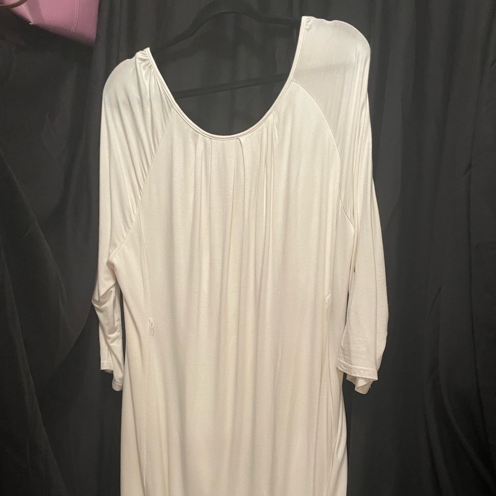 Cream dress - Picture 2 of 9
